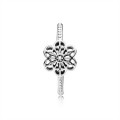 Pandora Floral Daisy Lace Ring 190992